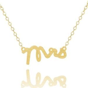 NWT Must Have Dainty Gold Tone Mrs Necklace